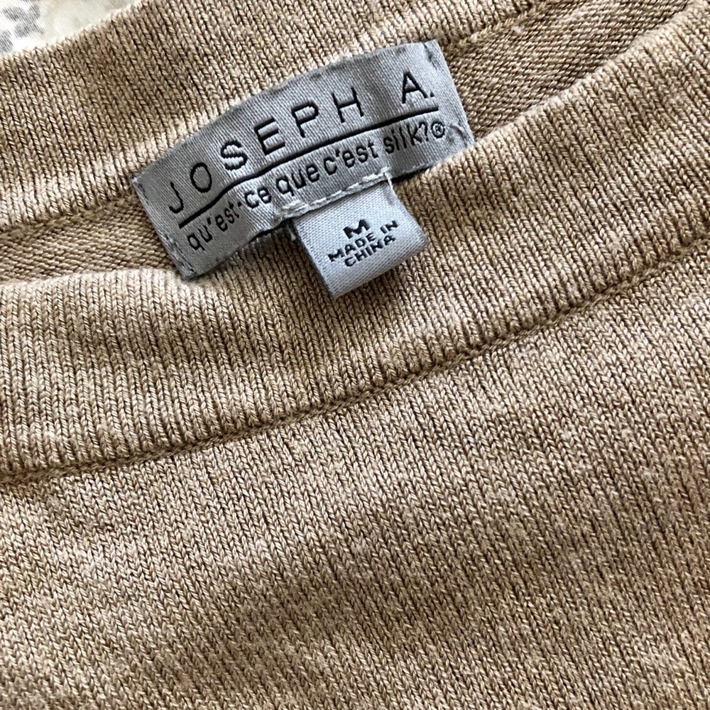 Lightweight sweater